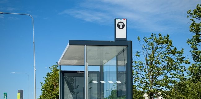 Lasnamäel paigaldatakse tänavu 10 uut kaasaegset bussiootekoda